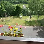 Hotel Le Brunet Saint-Jacques-des-Blats
