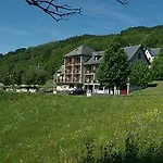 Hotel Le Brunet Saint-Jacques-des-Blats