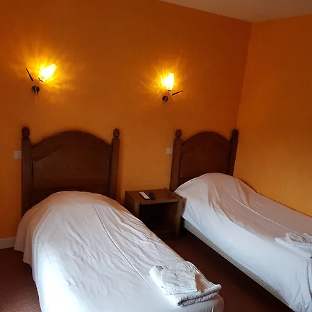 Le Brunet Szálloda 3*