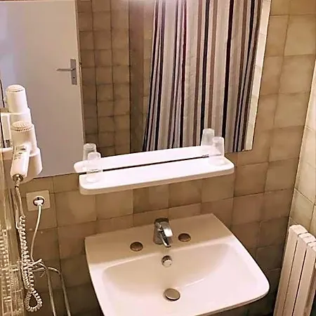 Le Brunet 3* Saint-Jacques-des-Blats
