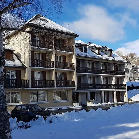 Le Brunet 3* Saint-Jacques-des-Blats